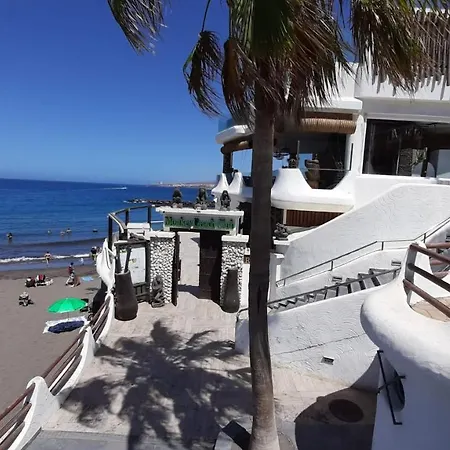 In Perfect Location Апартаменти