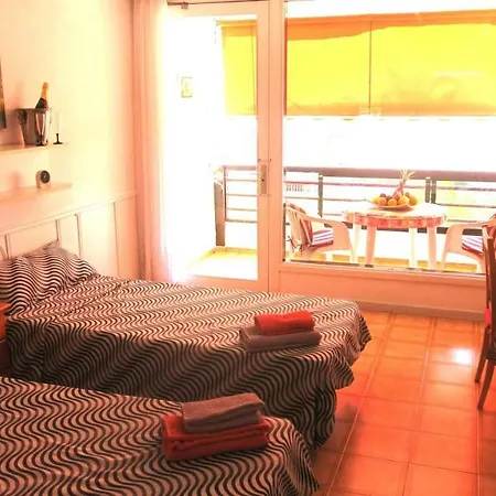 In Perfect Location Апартаменти *