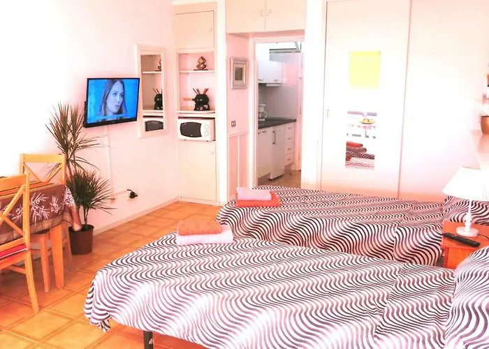 In Perfect Location Апартаменты